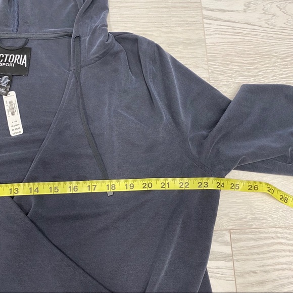 Victoria’s Secret Sport Wrap Hoodie Top NWT - Picture 6 of 9